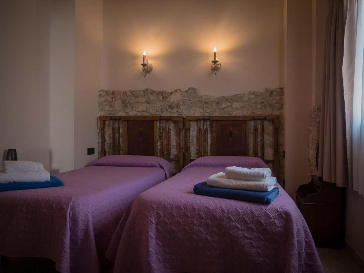 Viladomatrural La Nou de Bergueda ภายนอก รูปภาพ