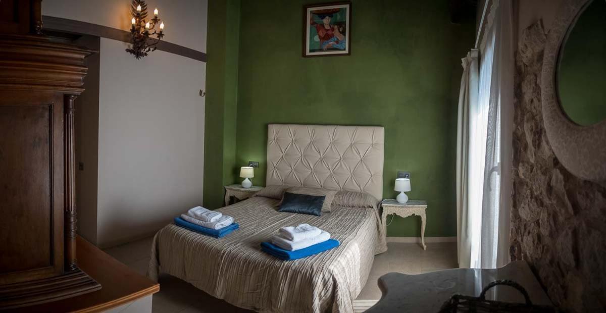 Viladomatrural La Nou de Bergueda ภายนอก รูปภาพ